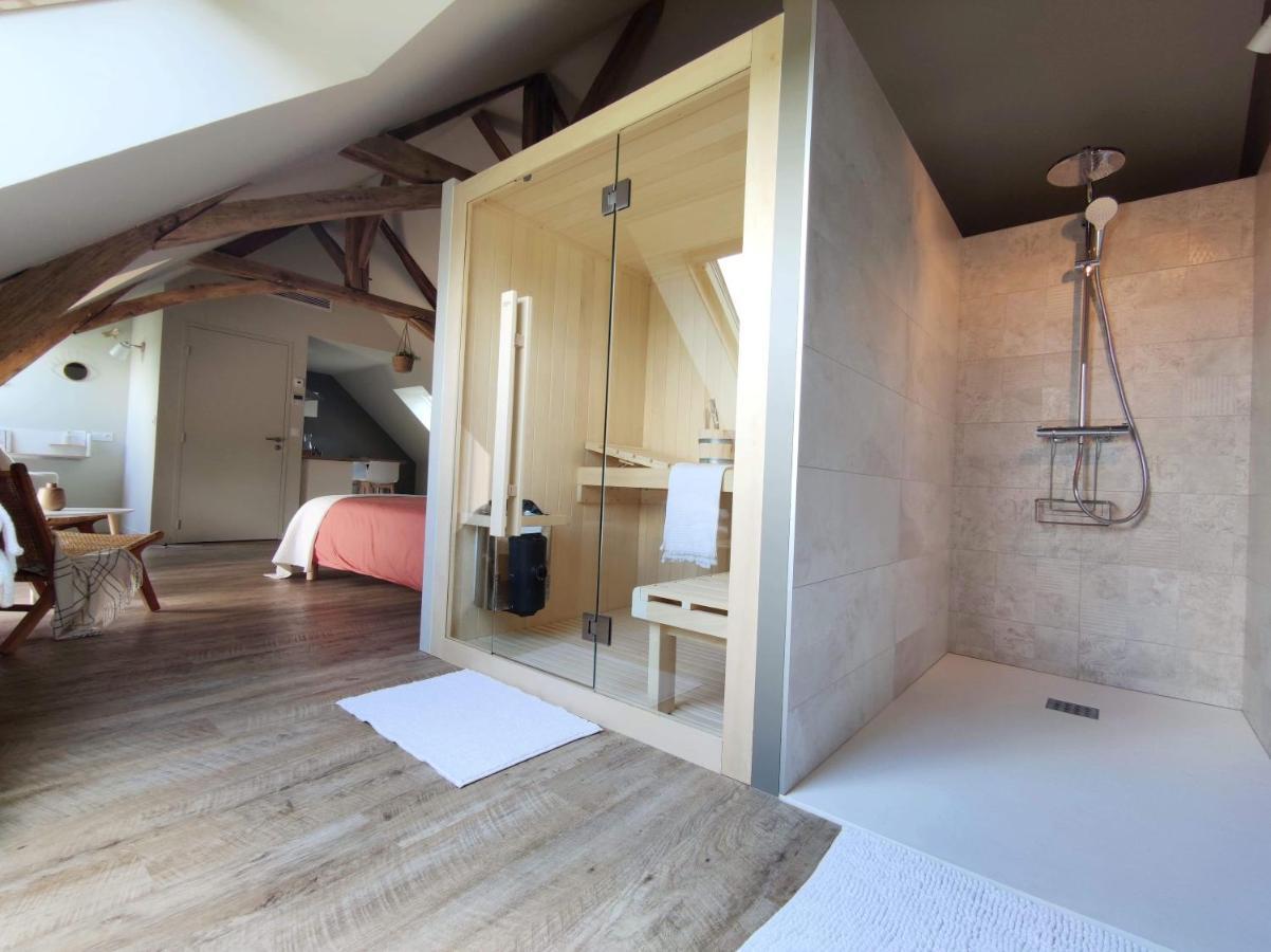 La Douce Halte - Gites Avec Spa Ou Sauna Saint-Ouen-Des-Toits Luaran gambar