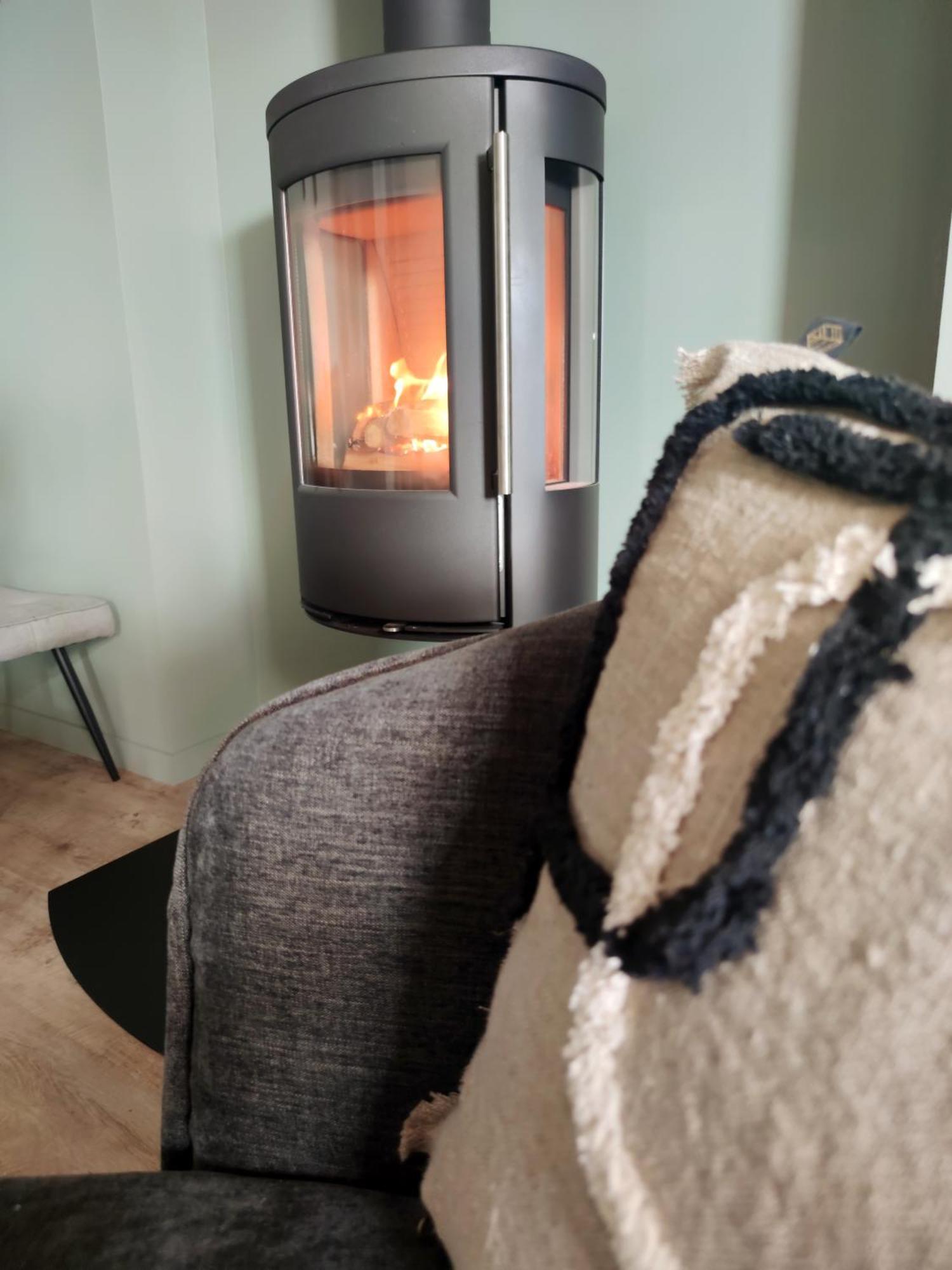 La Douce Halte - Gites Avec Spa Ou Sauna Saint-Ouen-Des-Toits Luaran gambar
