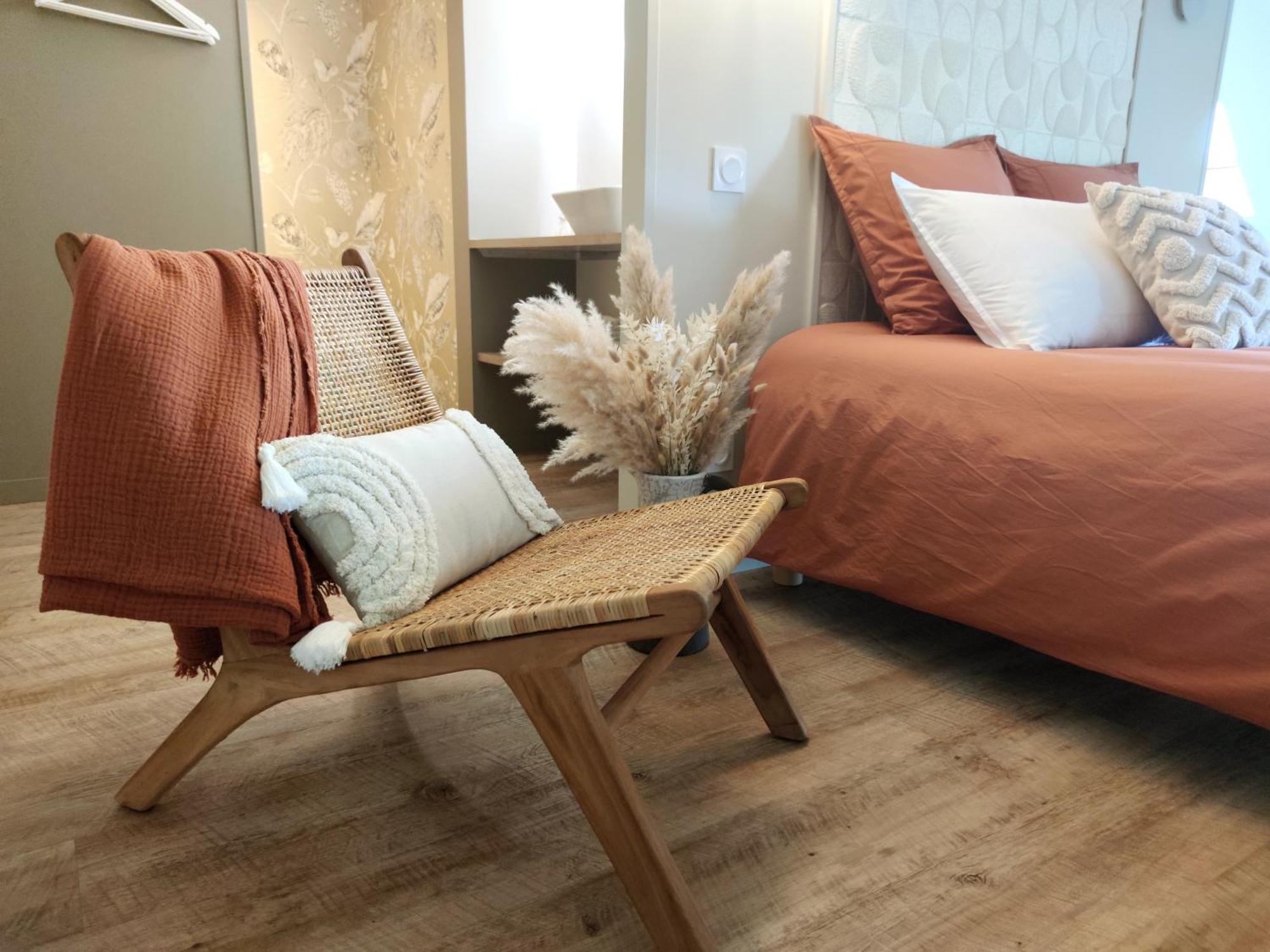 La Douce Halte - Gites Avec Spa Ou Sauna Saint-Ouen-Des-Toits Luaran gambar