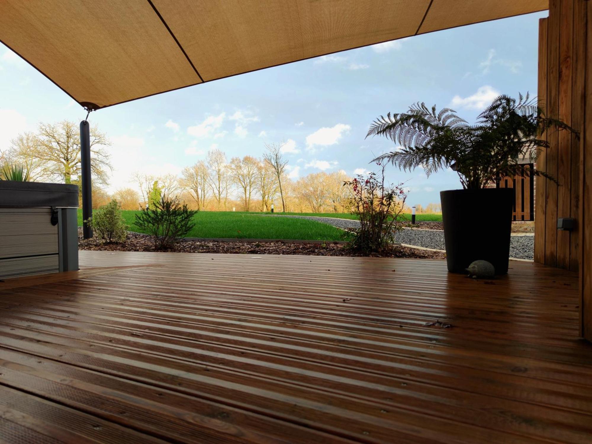 La Douce Halte - Gites Avec Spa Ou Sauna Saint-Ouen-Des-Toits Luaran gambar